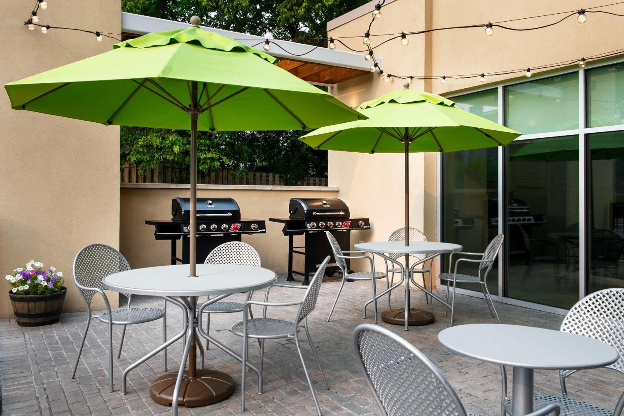 Home2 Suites By Hilton Lexington University / Medical Center Buitenkant foto